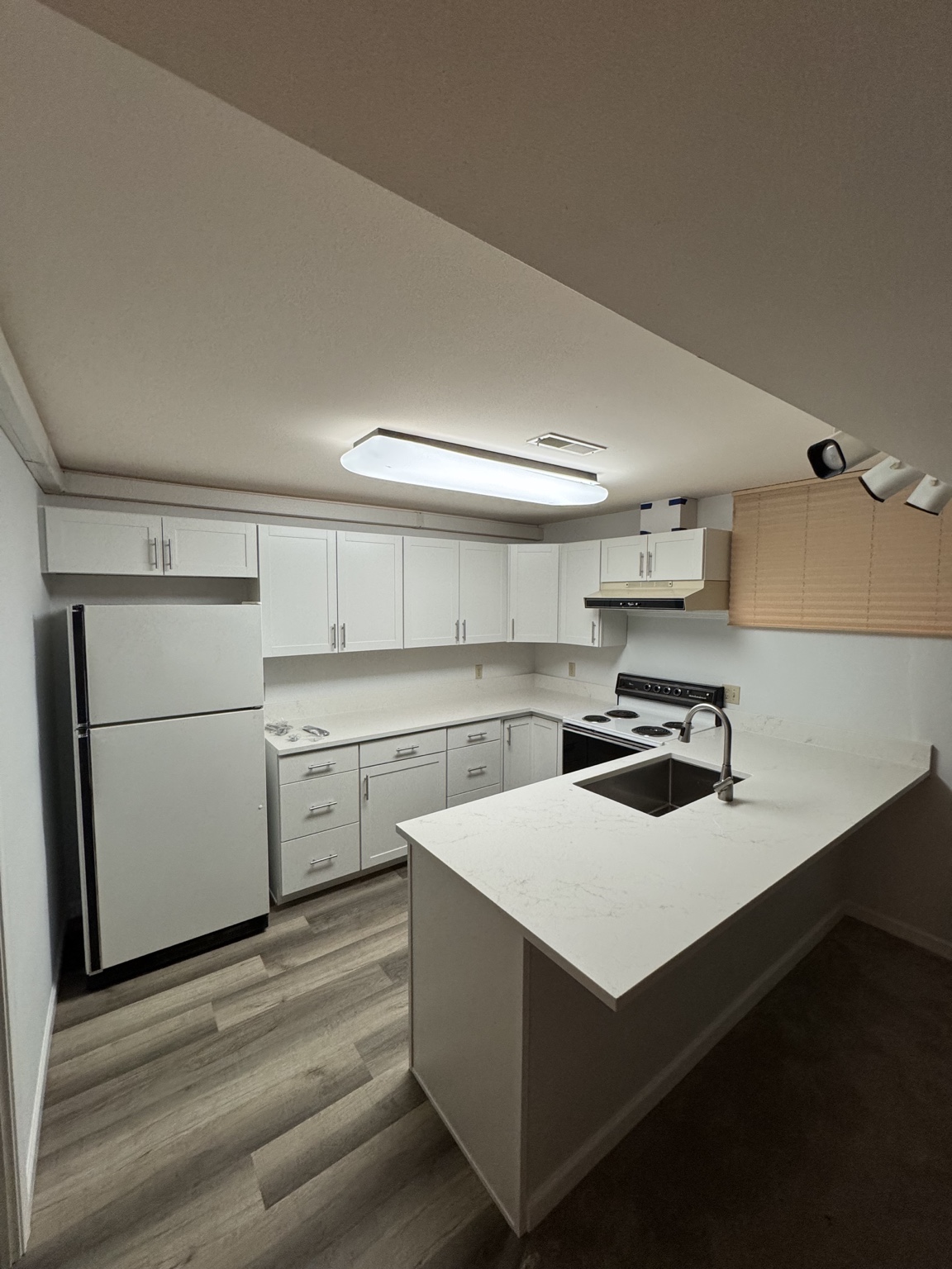 Finished kitchen remodeling project